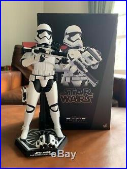 1/6 Hot Toys Star Wars The Force Awakens First Order Stormtrooper Officer Mms334