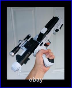 1 STAR WARS Prop Stormtrooper First Order F-11D Resin Blaster Plus Stand MADE