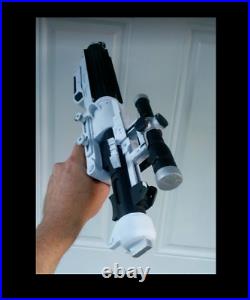 1 STAR WARS Prop Stormtrooper First Order F-11D Resin Blaster Plus Stand MADE