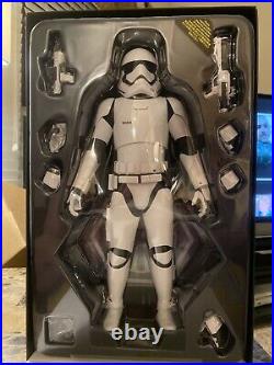 Hot Toys 1st ORDER STORMTROOPER MMS317 1/6th Scale Star Wars The Force Awakens