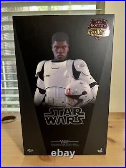 Hot Toys Finn First Order Stormtrooper MMS367 Star Wars Force Awakens 1/6 Figure