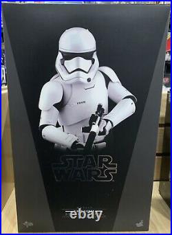 Hot Toys First Order Stormtrooper MIB MMS317 1/6 scale Star Wars Force Awakens