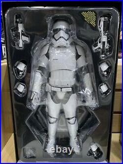 Hot Toys First Order Stormtrooper MIB MMS317 1/6 scale Star Wars Force Awakens