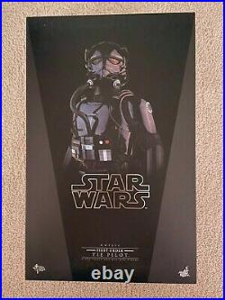 Hot Toys MMS 324 Star Wars First Order TIE Fighter Pilot