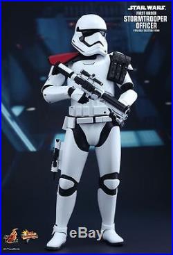 Hot Toys MMS 334 Star Wars Force Awakens First Order Stormtrooper Officer NEW
