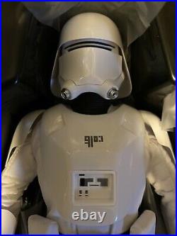 Hot Toys MMS321 Star Wars Ep 7 The Force Awakens First Order Snowtrooper 1/6