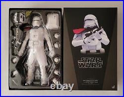 Hot Toys MMS322 STAR WARS First Order SNOWTROOPER OFFICER Snow Trooper 1/6 12