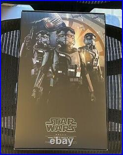 Hot Toys MMS324 Star Wars The Force Awakens 1/6th Scale First Order Tie Pilot