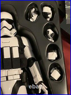 Hot Toys Star Wars 1/6 The Force Awakens First Order Heavy Gunner Stormtrooper