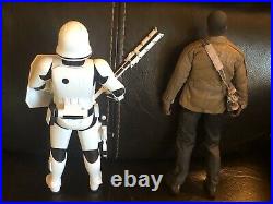 Hot Toys Star Wars FINN & RIOT CONTROL STORMTROOPER Figure Set 1/6 Scale MMS346