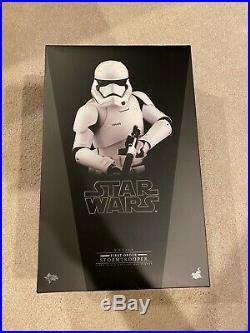 Hot Toys Star Wars First Order Stormtrooper 1/6 Sixth Scale SideShow