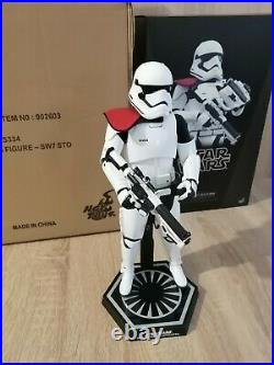 Hot Toys Star Wars First Order Stormtrooper Officer 1/6 Scale Figure MMS334