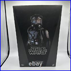 Hot Toys Star Wars TIE Pilot First Order Episode 7 Sixth Scale Figure