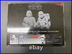 Kotobukiya Star Wars First Order Snowtrooper & Flametrooper ArtFX+