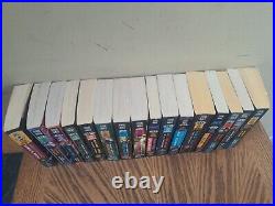 LOT OF 16 STAR WARS The New Jedi Order books beautiful set