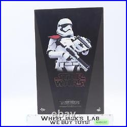 MMS334 First Order Stormtrooper Officer Star Wars 2016 Hot Toys Figure NEW MIB