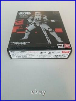 S. H. Figuarts Star Wars The Force Awakens, First Order Stormtrooper Heavy Gunner