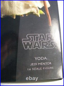 Sideshow Collectibles Star Wars Order of the Jedi Yoda Jedi Mentor 16 Scale Fig