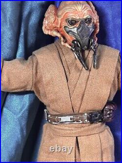 Sideshow Star Wars Jedi Master PLO KOON Exclusive. Excellent Condition