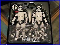 Star Wars Episode VII Hot Toys MMS335 First Order Stormtrooper And Officer Set