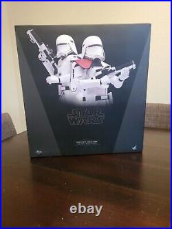 Star Wars First Order Snowtroopers 2 action figure 1/6 Hot Toys Sideshow MMS323