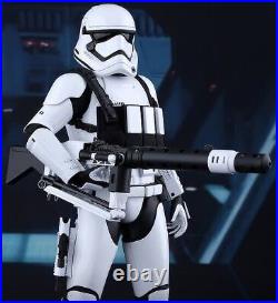 Star Wars First Order Stormtrooper Set 16 Figure Hot Toys MMS319 30 cm OVP New