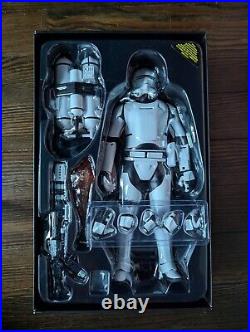 Star Wars Hot Toys 1/6 scale First Order Flametrooper