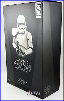 Star Wars Hot Toys 1/6th scale First Order Stormtrooper Squad Leader MMS316