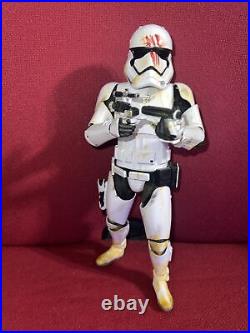 Star Wars Hot Toys FINN FIRST ORDER STORMTROOPER MMS367 Custom 12 Figure 1/6