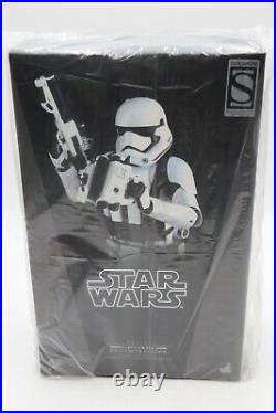 Star Wars Hot Toys MMS333 Force Awakens First Order Stormtrooper Jakku Exclusive