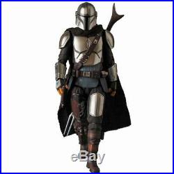 Star Wars MAFEX No. 129 The Mandalorian (Beskar Armor) with The Child PRE-ORDER