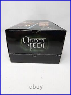 Star Wars Sideshow 1/6th Scale Plo Koon Jedi Master Order of the Jedi Mint