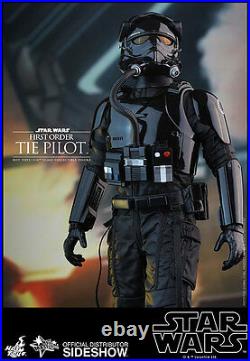 TIE Fighter Pilot First Order Sixth Scale Figure 1/ 6 Sideshow / Hot Toys